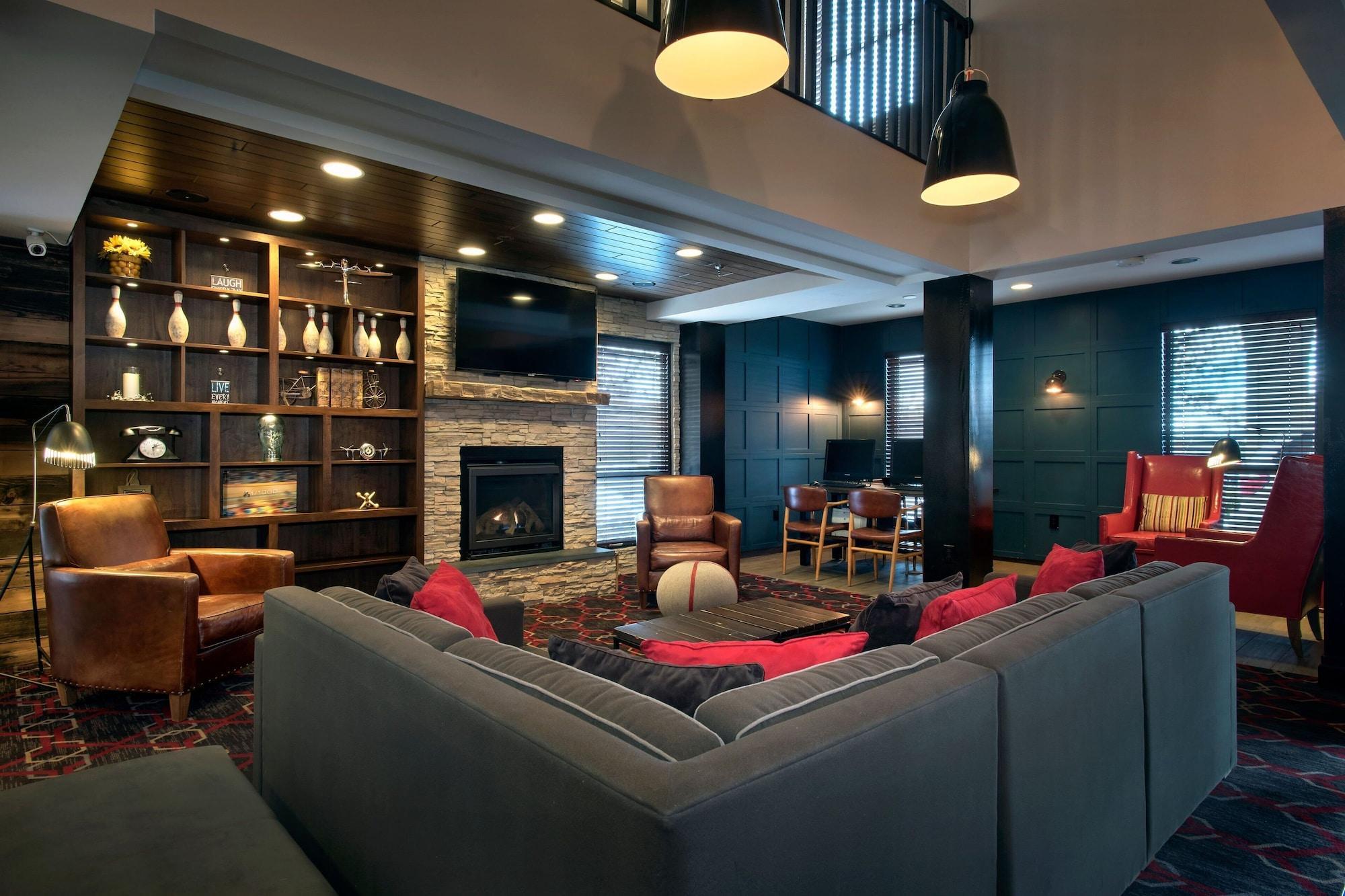 The Crossroads Hotel - Newburgh Zewnętrze zdjęcie